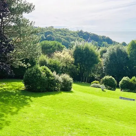 Charming House With 180 Sea View Villerville