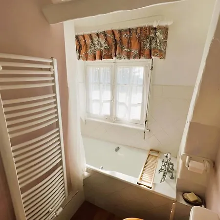 Charming House With 180 Sea View * Villerville