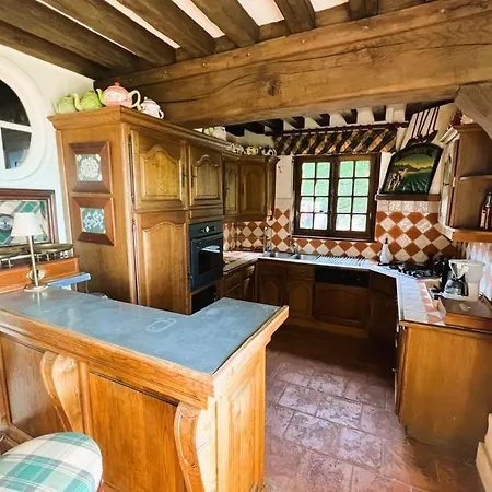 Charming House With 180 Sea View Villerville