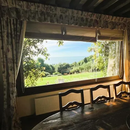 Feriehus Charming House With 180 Sea View *